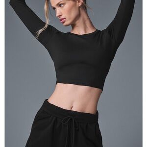 ALO Yoga Black Crop Finesse Long Sleeve M